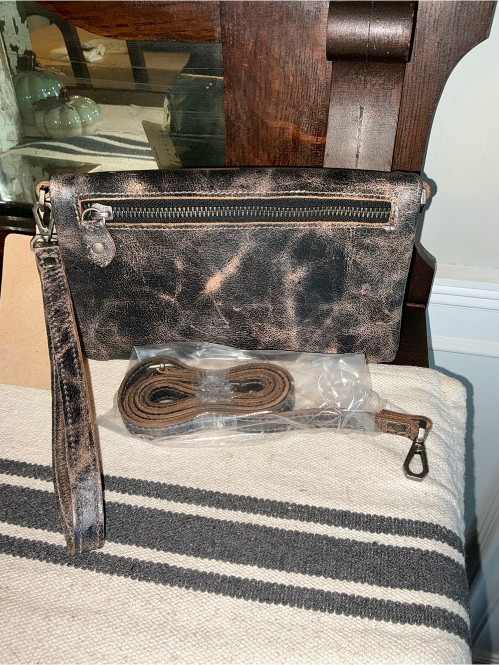 NWT Bed Stu Leather Cadence Wallet Wristlet Crossbody Bag Black Lux MSRP $179 - Picture 2 of 15